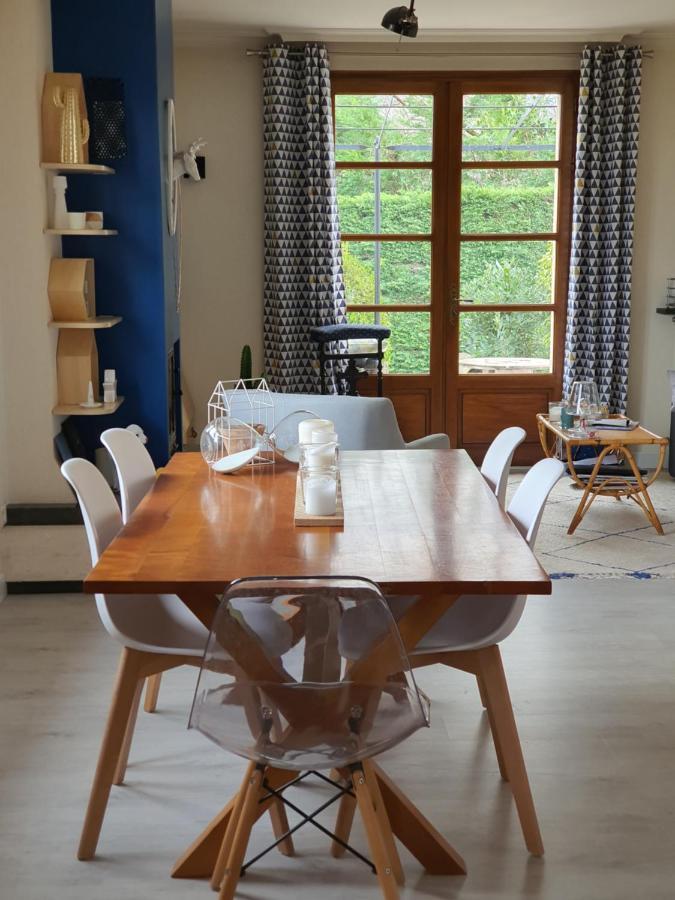 A L'Ecole Buissonniere, Chambre D'Hotes En Sidobre Lacrouzette Εξωτερικό φωτογραφία